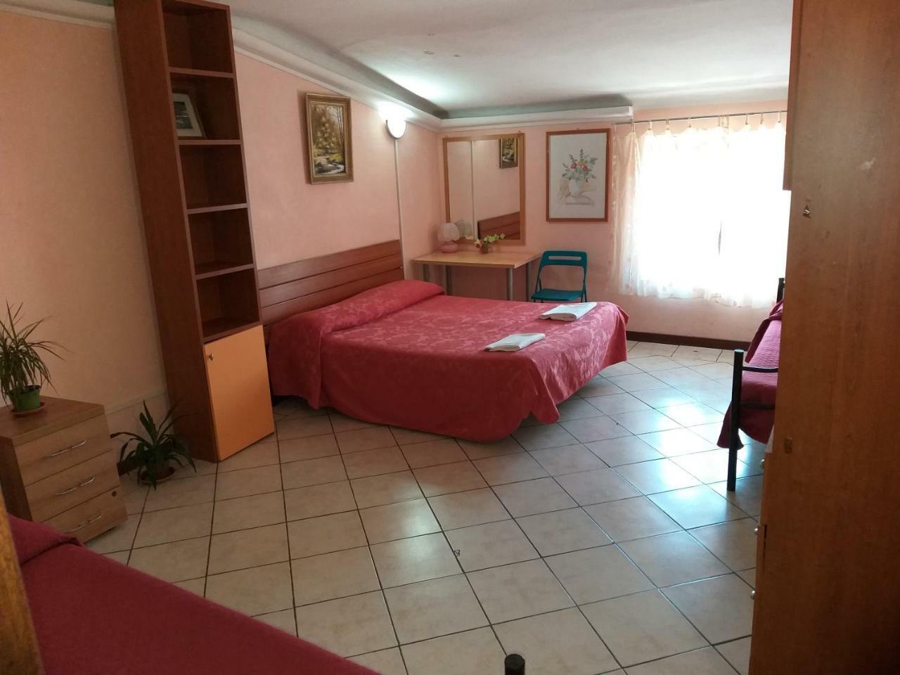 Roma Inn 2000 외부 사진